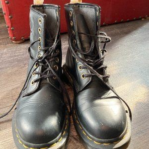 doc marten 1460 vegan boots